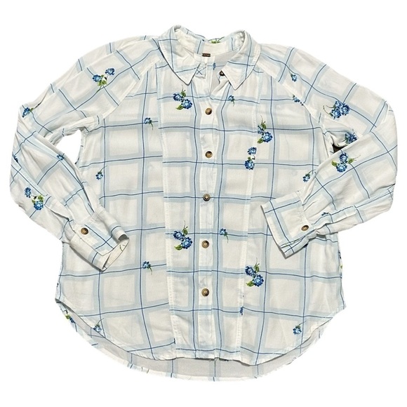 Free People button down Medium top - Picture 1 of 5